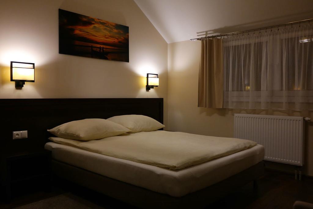 Hotel Pod Chelmem Ropa 部屋 写真